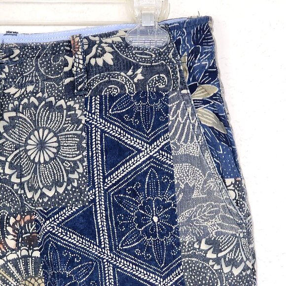 J. Crew Field Short Blue Gray Medallion Pockets 10.25" Inseam Floral - Picture 2 of 8